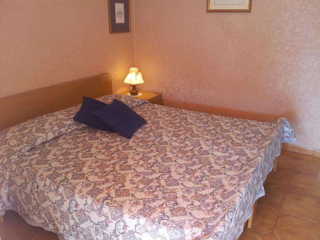 Hotel Meuble Al Ponte Grado Habitación foto